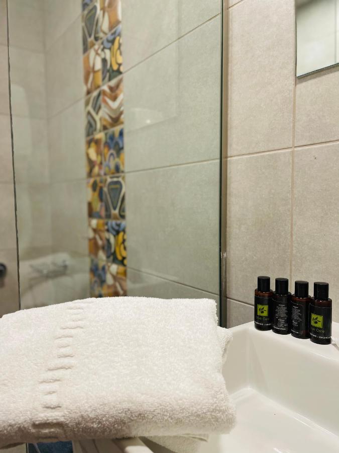 Amaryllis Apart Otel Platanés